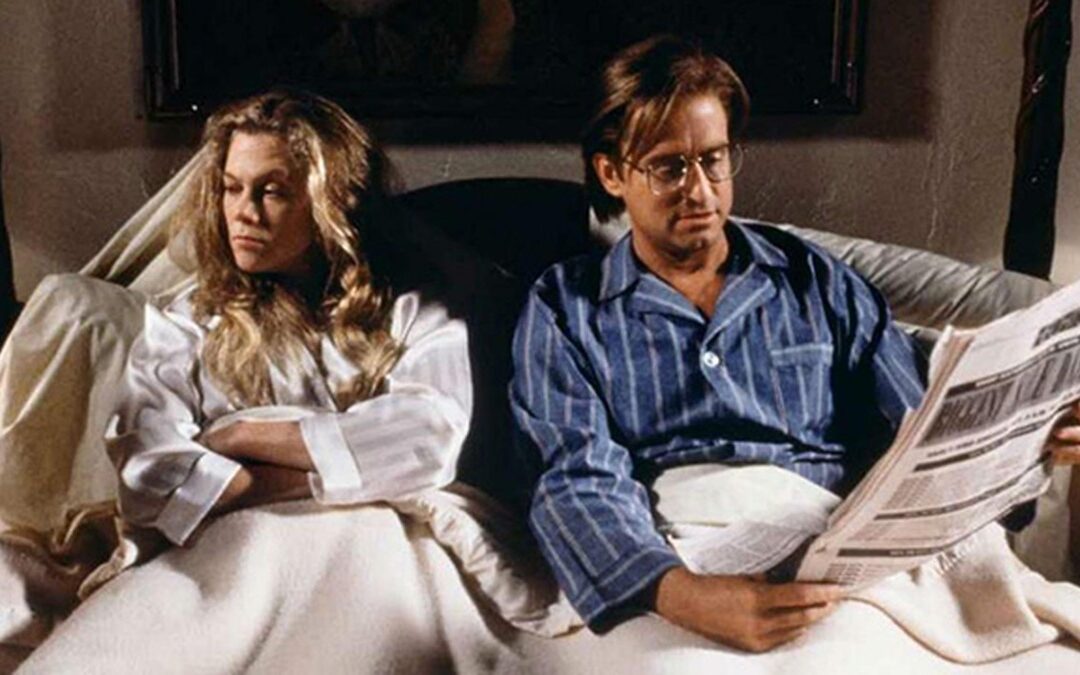 Il rapporto tra il delitto di omessa bonifica e la contravvenzione di omesso adempimento all’ordinanza del sindaco di rimozione dei rifiuti